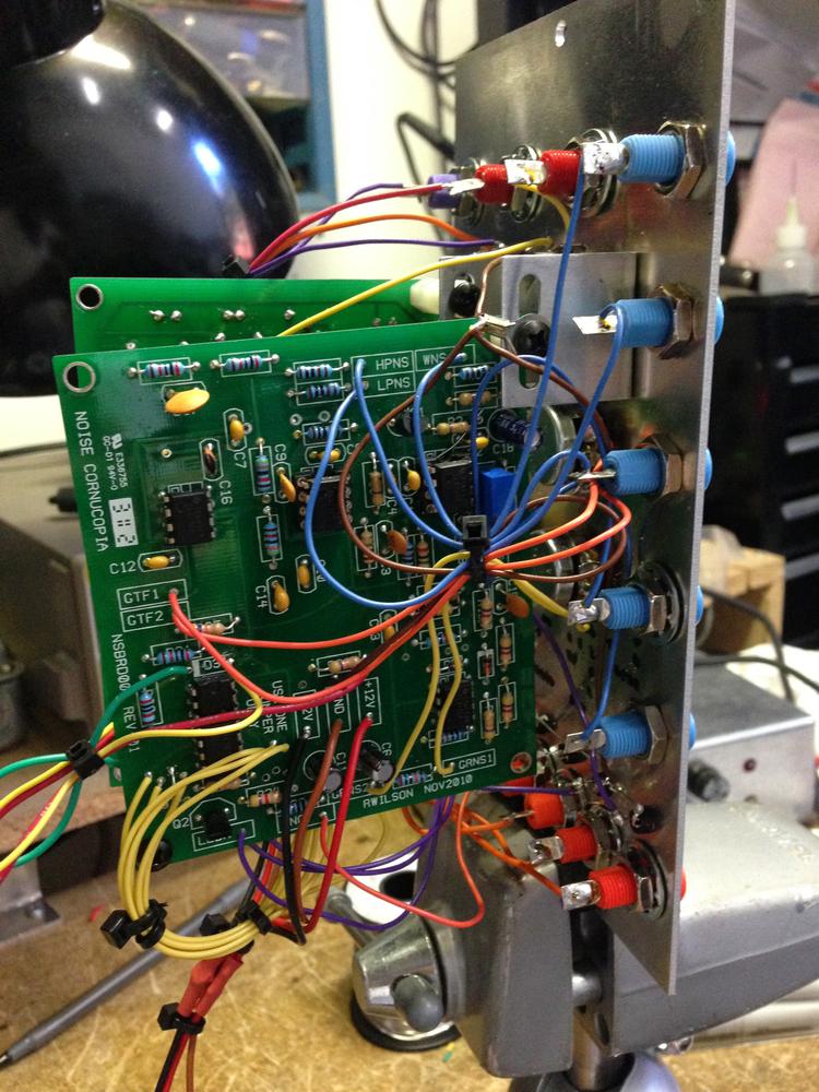 sample and hold and noise synth module