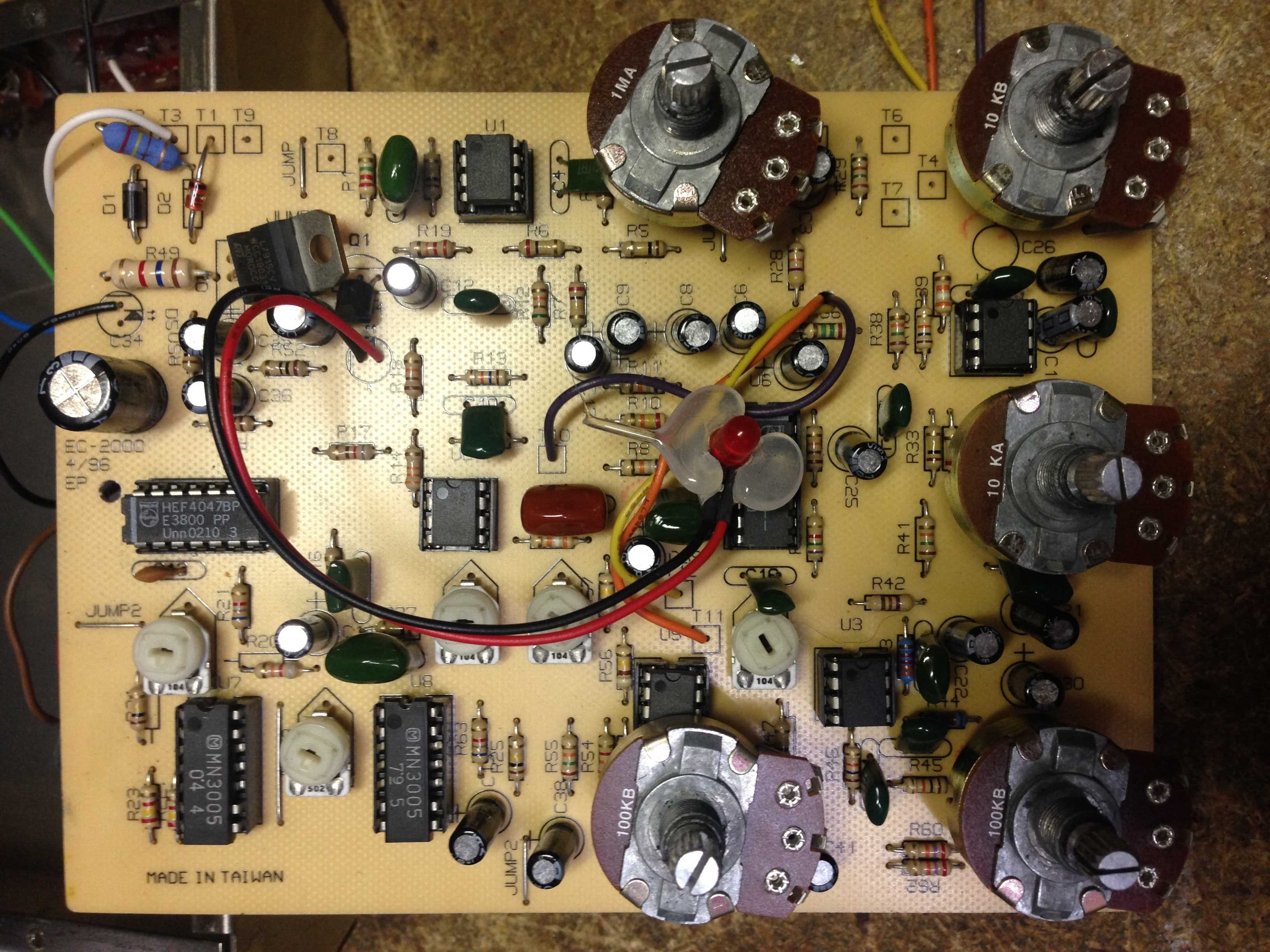 EC 2000 Deluxe Memory Man PCB component side (no power transformer, hard bypass)