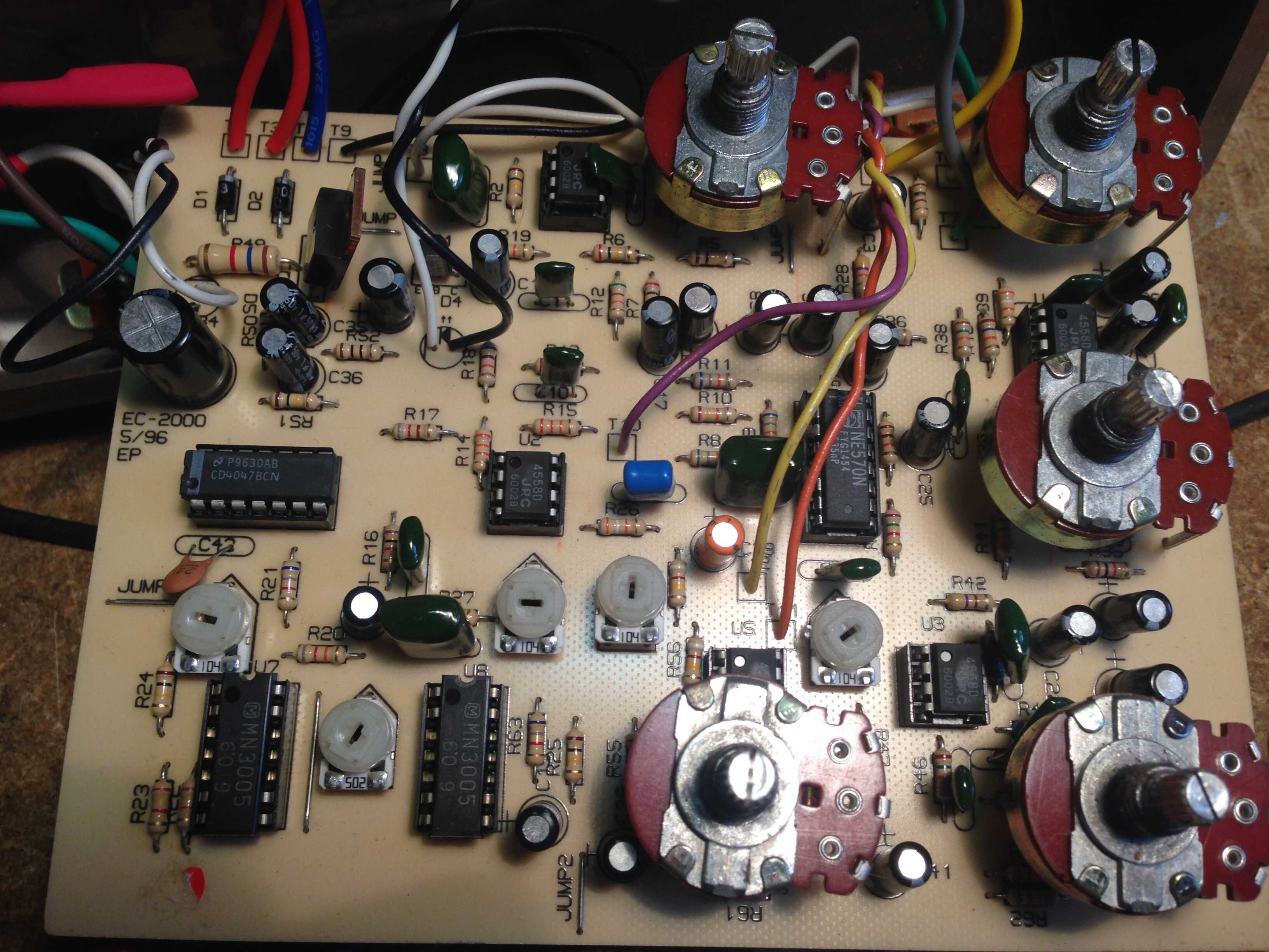 EC 2000 Deluxe Memory Man PCB component side