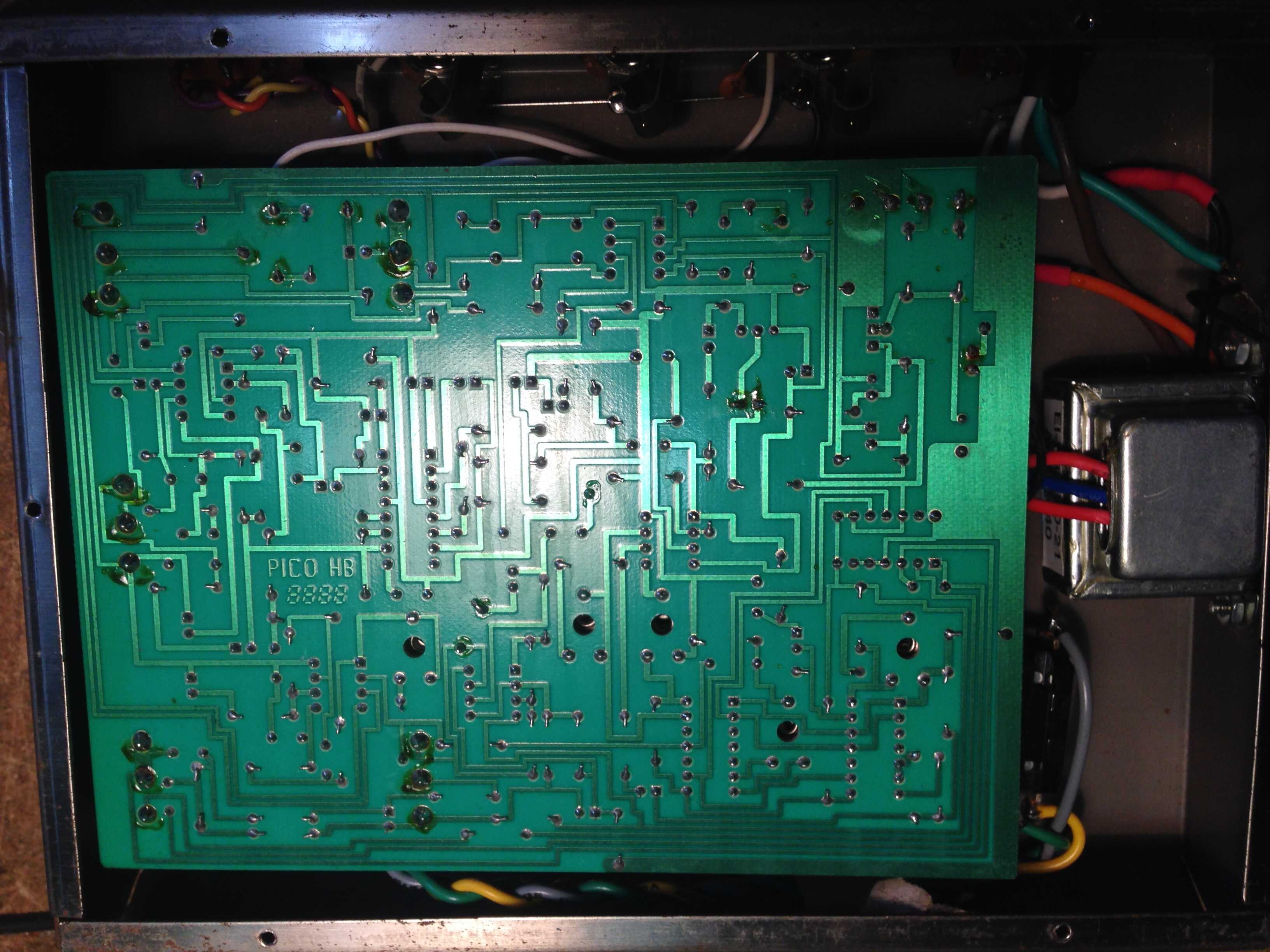 EC 2000 Deluxe Memory Man PCB solder side